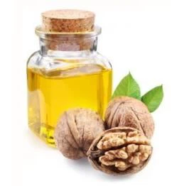 Čistý olej z vlašských orechov